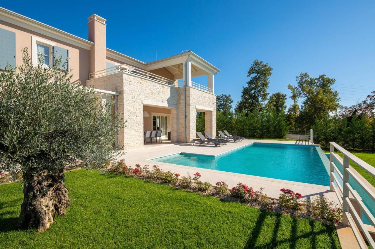 Villa Divine By Ilc Brtonigla Buitenkant foto